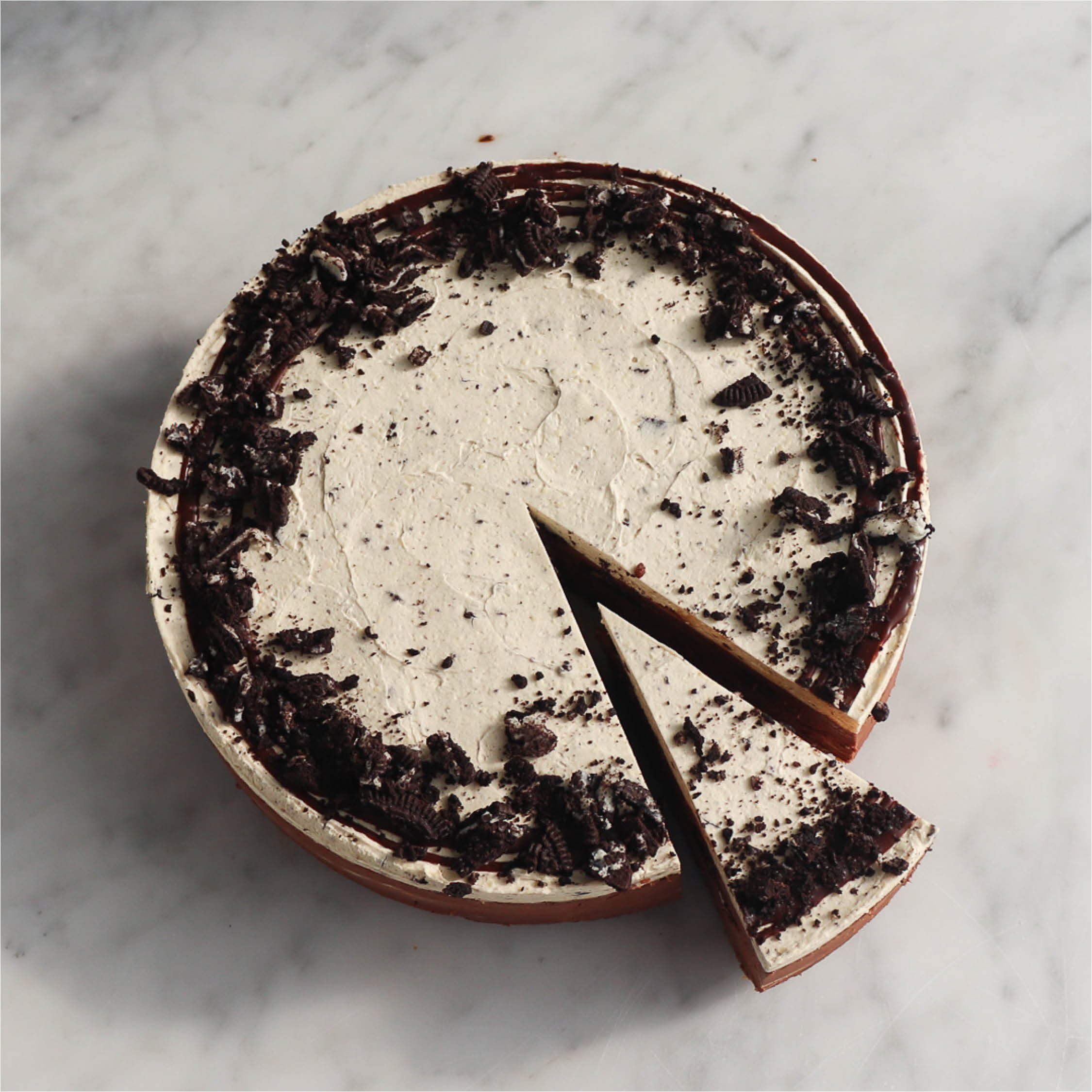 Chocolate Cookie & Cream Cheesecake